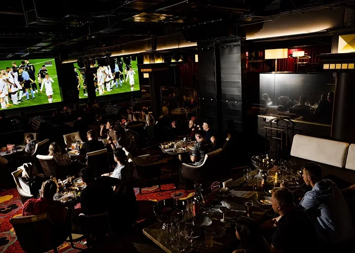 Вкус Евро-2024. В центре Москвы прошла презентация нового напитка от OLIMPBET Вкус Евро-2024. В центре Москвы прошла презентация нового напитка от OLIMPBET
