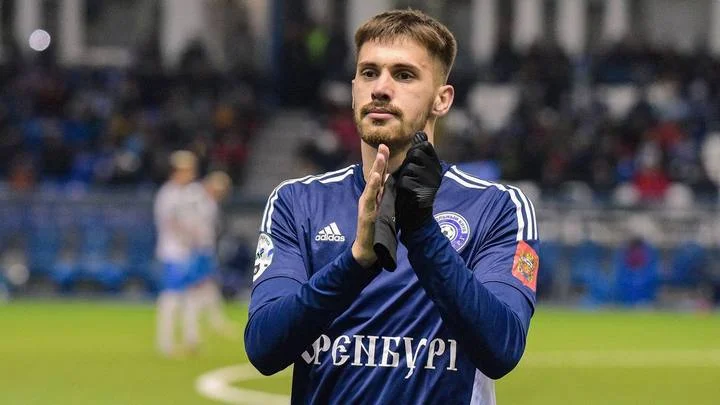 Агент Андрей Талаев: «Будем надеяться, что Сычевой еще не достиг потолка. Голевое чутье он за паузу не растеряет» Агент Андрей Талаев: «Будем надеяться, что Сычевой еще не достиг потолка. Голевое чутье он за паузу не растеряет»