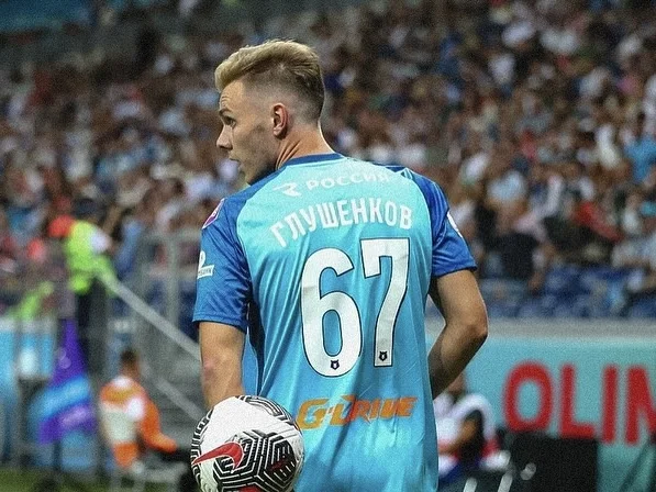 Чепчугов ответил Глушенкову на слова о литре пива после матча: «Бочку успеете выпить» Чепчугов ответил Глушенкову на слова о литре пива после матча: «Бочку успеете выпить»