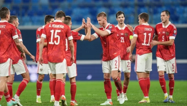 Россия поднялась в рейтинге ФИФА Россия поднялась в рейтинге ФИФА