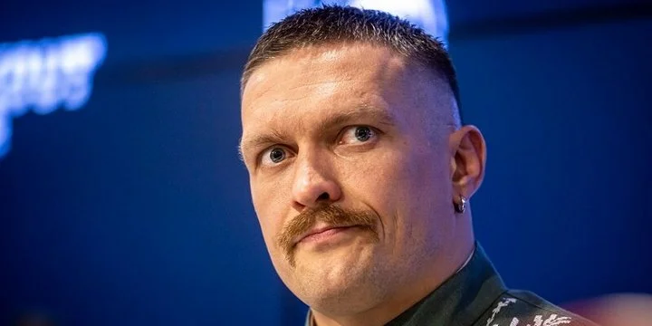 Александр Усик арестован в аэропорту Кракова Александр Усик арестован в аэропорту Кракова