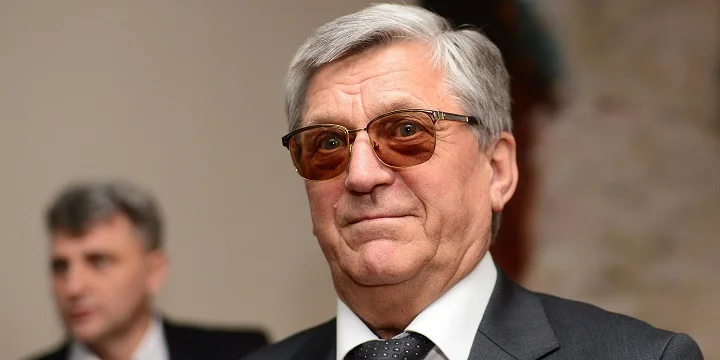 Александр Тихонов об отстранении сборной России по футболу: «Надо сконцентрироваться на подготовке спортсменов и финансировании российского спорта в целом» Александр Тихонов об отстранении сборной России по футболу: «Надо сконцентрироваться на подготовке спортсменов и финансировании российского спорта в целом»