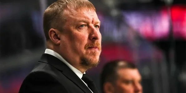 Алексей Заварухин станет новым главным тренером «Амура» Алексей Заварухин станет новым главным тренером «Амура»