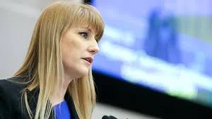 Журова о российском паспорте Дугласа Сантоса: кто-то уезжает из страны, а кто-то разделяет наши ценности и культуру Журова о российском паспорте Дугласа Сантоса: кто-то уезжает из страны, а кто-то разделяет наши ценности и культуру