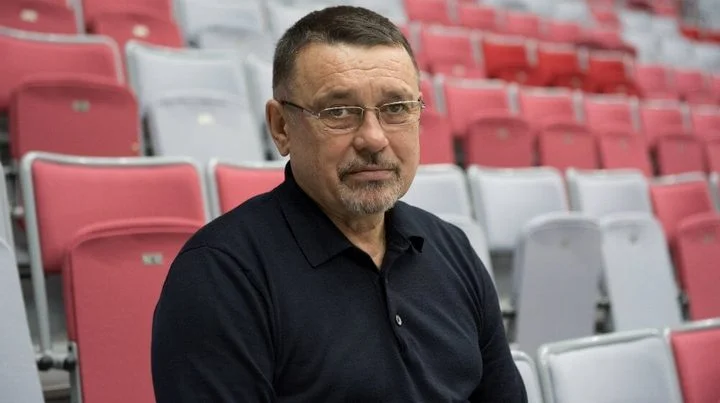 Рашид Хабибулин: «В течении сезона сделаем костяк команды, который бы остался в «Авангарде» на следующий год» Рашид Хабибулин: «В течении сезона сделаем костяк команды, который бы остался в «Авангарде» на следующий год»