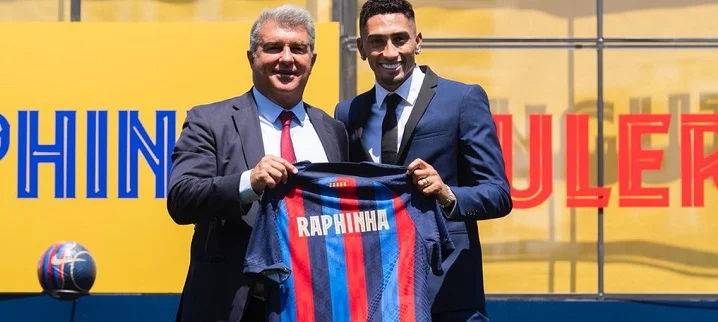 Рафинья пообещал пересечь поле на коленях, если «Барселона» выиграет ЛЧ