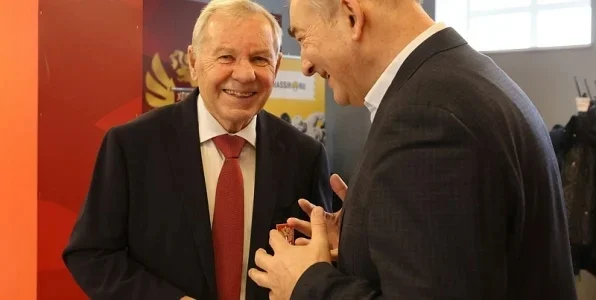 Майоров: президент IIHF Тардиф нагадил российскому хоккею Майоров: президент IIHF Тардиф нагадил российскому хоккею