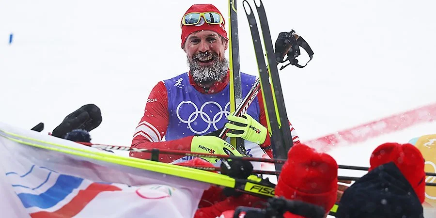 Олимпийский чемпион Устюгов опубликовал теплое семейное фото Олимпийский чемпион Устюгов опубликовал теплое семейное фото