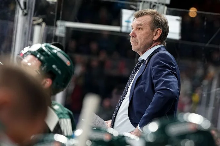 Тренер «Ак Барса» Олег Знарок: «Без ошибок мы никогда играть не будем» Тренер «Ак Барса» Олег Знарок: «Без ошибок мы никогда играть не будем»