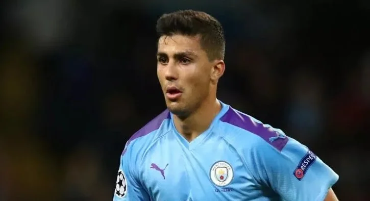 «Манчестер Сити» продлил контракт с Родри