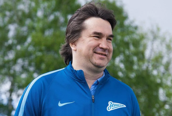 Дмитрий Радченко: «Меня тоже называли «Царь», когда играл в «Компостеле» Дмитрий Радченко: «Меня тоже называли «Царь», когда играл в «Компостеле»