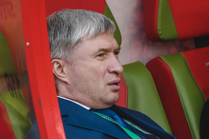 Александр Айбатов: «У «Рубина» есть глобальная задача – вернуться в топ России» Александр Айбатов: «У «Рубина» есть глобальная задача – вернуться в топ России»