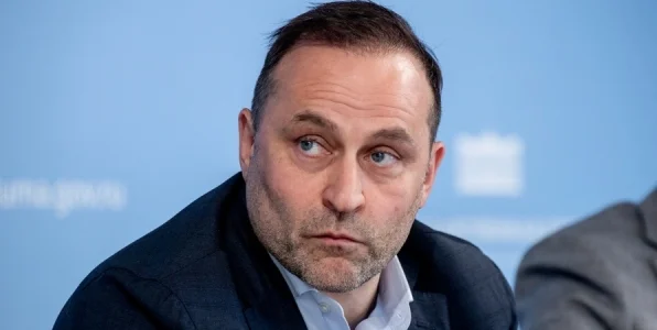 Свищев призвал главу МОК не бояться криков и визгов и допустить российских спортсменов Свищев призвал главу МОК не бояться криков и визгов и допустить российских спортсменов