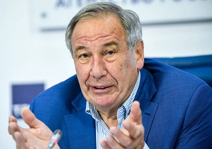 Шамиль Тарпищев: «Касаткина и Кудерметова – это здорово, что они обе вышли в четвертьфинал. Будет интересно посмотреть, чей стиль игры победит» Шамиль Тарпищев: «Касаткина и Кудерметова – это здорово, что они обе вышли в четвертьфинал. Будет интересно посмотреть, чей стиль игры победит»
