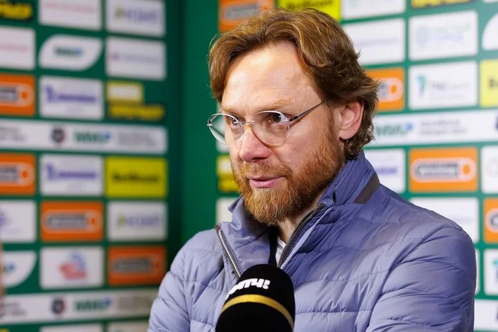 Валерий Карпин про 0:1 с «Сочи»: «В конце ошибку совершили, поэтому и не увезли очки» Валерий Карпин про 0:1 с «Сочи»: «В конце ошибку совершили, поэтому и не увезли очки»