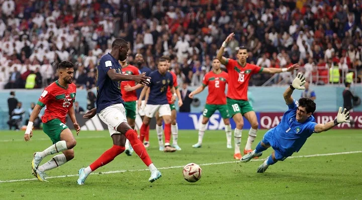 Франция вышла в финал ЧМ-2022. Команда Дешама обыграла Марокко 2:0 Франция вышла в финал ЧМ-2022. Команда Дешама обыграла Марокко 2:0