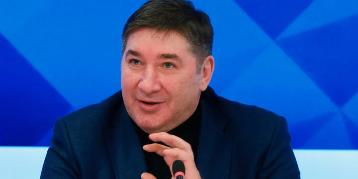 Александр Кожевников о серии «Авангарда» из 12 матчей в гостях: «Тут ничего не посоветуешь, нужно просто расслабиться и получить в самолете удовольствие» Александр Кожевников о серии «Авангарда» из 12 матчей в гостях: «Тут ничего не посоветуешь, нужно просто расслабиться и получить в самолете удовольствие»