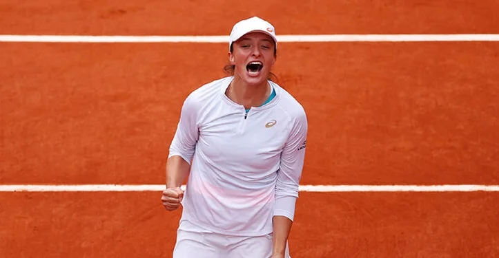 Глава WTA хочет лишить «Уимблдон» рейтинговых очков за отстранение россиян Глава WTA хочет лишить «Уимблдон» рейтинговых очков за отстранение россиян