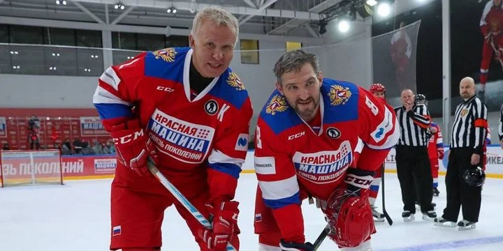 Вячеслав Фетисов: «Рекорд Гретцки кажется самым непокоримым, и мы видим, что сейчас Овечкин близок к тому, чтобы его побить» Вячеслав Фетисов: «Рекорд Гретцки кажется самым непокоримым, и мы видим, что сейчас Овечкин близок к тому, чтобы его побить»