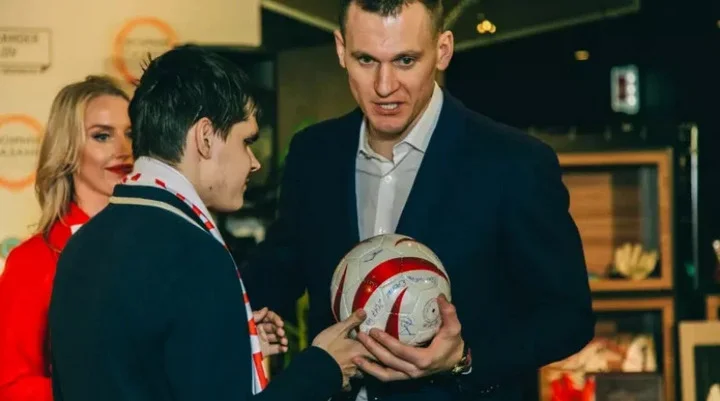 «Спартак» проведет матч в форме с шрифтом Брайля «Спартак» проведет матч в форме с шрифтом Брайля