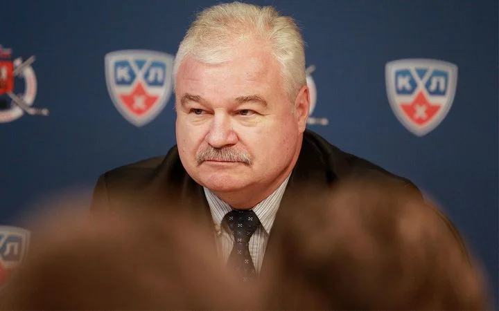 Владимир Плющев: «У «Ак Барса» есть стабильность в составе. Не сомневался, что они пройдут «Авангард» Владимир Плющев: «У «Ак Барса» есть стабильность в составе. Не сомневался, что они пройдут «Авангард»