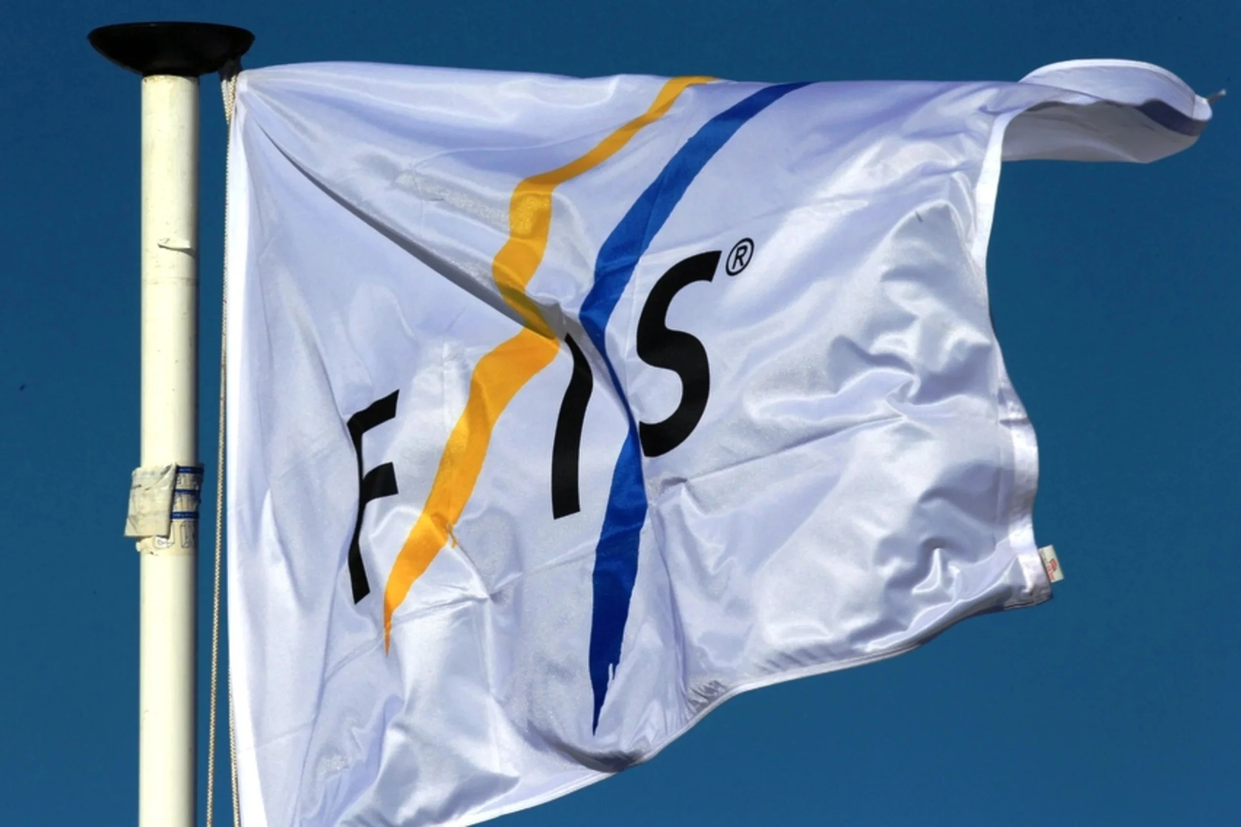 FIS не будет отстранять российских спортсменов от участия от соревнований по требованию Норвегии FIS не будет отстранять российских спортсменов от участия от соревнований по требованию Норвегии