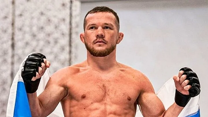 Ян ответил Сехудо: «Тройного клоуна вернут на землю его забытых достижений» Ян ответил Сехудо: «Тройного клоуна вернут на землю его забытых достижений»
