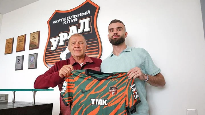 Григорий Иванов о тюремном приговоре Влута: «На игре за «Урал» это никак не отразится» Григорий Иванов о тюремном приговоре Влута: «На игре за «Урал» это никак не отразится»