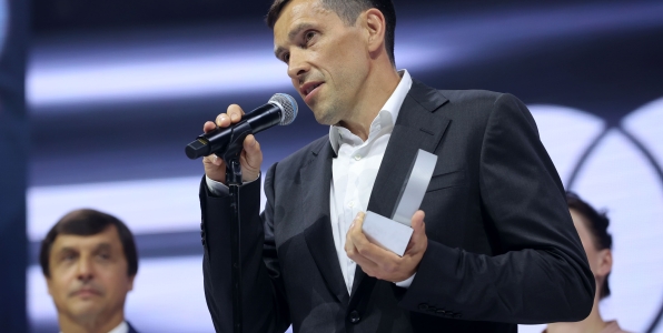 width=596