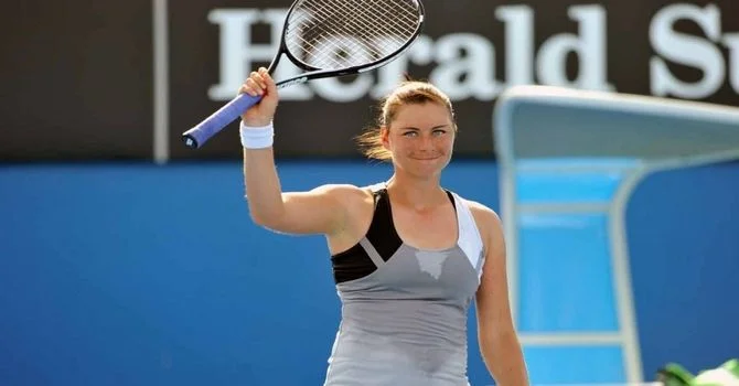 Вера Звонарева - Полин Парментье. Прогноз на WTA Ташкент 27 сентября Вера Звонарева - Полин Парментье. Прогноз на WTA Ташкент 27 сентября