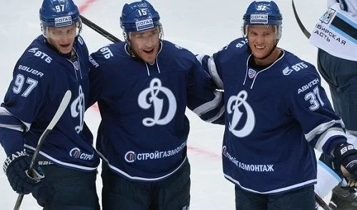 "Динамо" Москва - "Сибирь" "Динамо" Москва - "Сибирь"