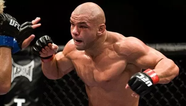 Тьяго Алвес - Зак Каммингс. Прогноз и ставки на бой UFC (15.01.2018) Тьяго Алвес - Зак Каммингс. Прогноз и ставки на бой UFC (15.01.2018)