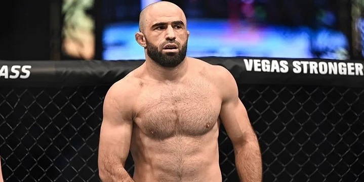 Омари Ахмедов - Брэд Таварес. Прогноз на UFC (11 июля 2021 года) Омари Ахмедов - Брэд Таварес. Прогноз на UFC (11 июля 2021 года)