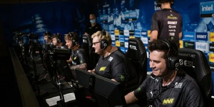 NaVi - Fnatic NaVi - Fnatic