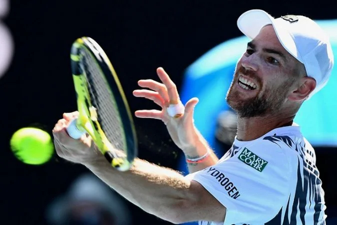 Маннарино - Циципас. Прогноз на матч ATP ЮС Оупен (2 сентября 2021 года)