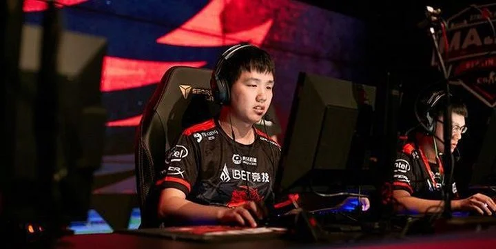 Movistar Riders - TyLoo Movistar Riders - TyLoo