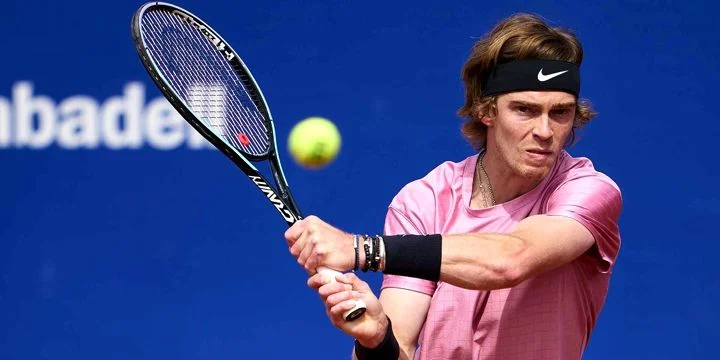 Андрей Рублев - Ботик Ван де Зандшульп. Прогноз на матч ATP Санкт-Петербург (29 октября 2021 года)
Андрей Рублев - Ботик Ван де Зандшульп. Прогноз на матч ATP Санкт-Петербург (29 октября 2021 года)