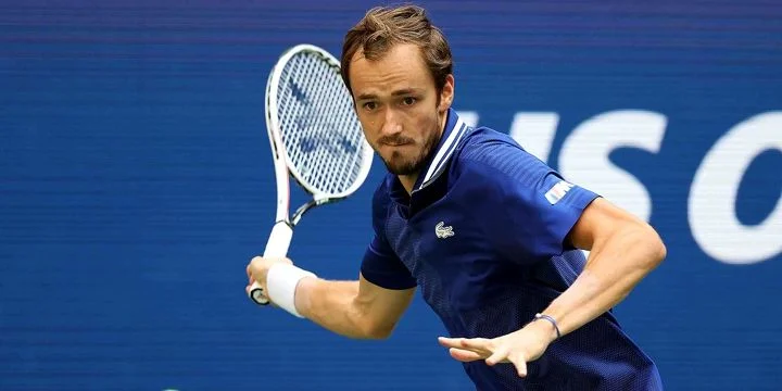 Илья Ивашка - Даниил Медведев. Прогноз на матч ATP Париж (3 ноября 2021 года)
Илья Ивашка - Даниил Медведев. Прогноз на матч ATP Париж (3 ноября 2021 года)