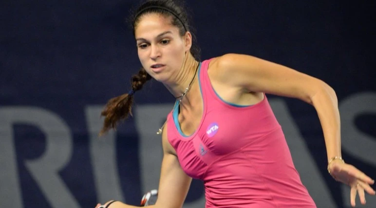 Клара Бюрель – Изабелла Шиникова. Прогноз на матч WTA Анже (9 декабря 2021 года) Клара Бюрель – Изабелла Шиникова. Прогноз на матч WTA Анже (9 декабря 2021 года)