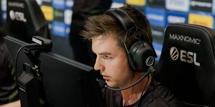 Ninjas in Pyjamas - Astralis Ninjas in Pyjamas - Astralis