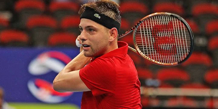 Филип Крайинович - Пабло Каррено-Буста. Прогноз на матч Кубка ATP (5 января 2022 года)
