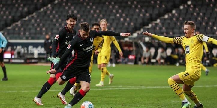 «Аугсбург» — «Айнтрахт»: прогноз на матч Бундеслиги