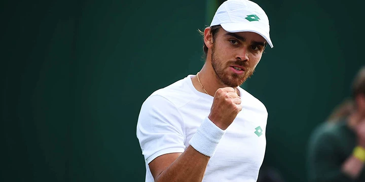 Бенджамин Бонзи — Давид Гоффен. Прогноз на матч ATP Монпелье (31 января 2022 года)
Бенджамин Бонзи — Давид Гоффен. Прогноз на матч ATP Монпелье (31 января 2022 года)