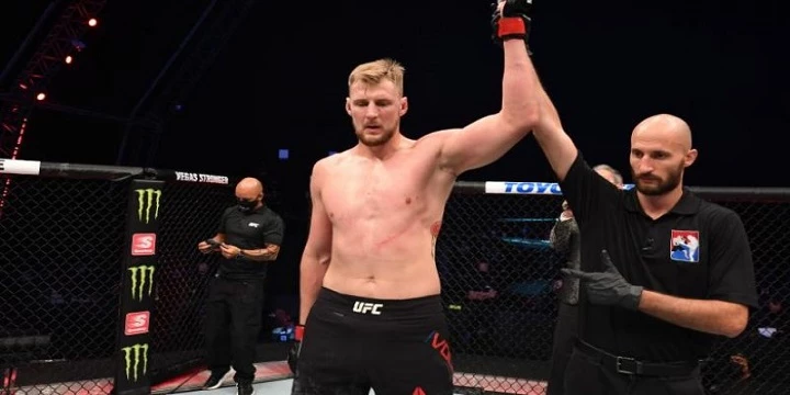 Александр Волков — Том Аспинэлл. Прогноз на UFC (20 марта 2022 года) Александр Волков — Том Аспинэлл. Прогноз на UFC (20 марта 2022 года)