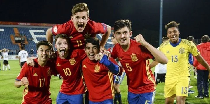 Испания U17 – Босния и Герцеговина U17. Прогноз на матч ЕВРО до 17 лет (23 марта 2022 года) Испания U17 – Босния и Герцеговина U17. Прогноз на матч ЕВРО до 17 лет (23 марта 2022 года)