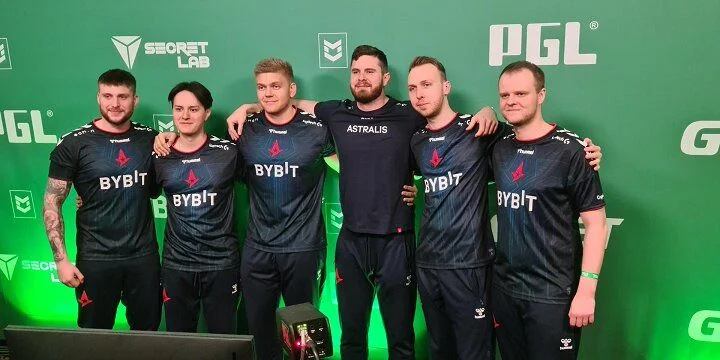 Astralis - Movistar Riders Astralis - Movistar Riders
