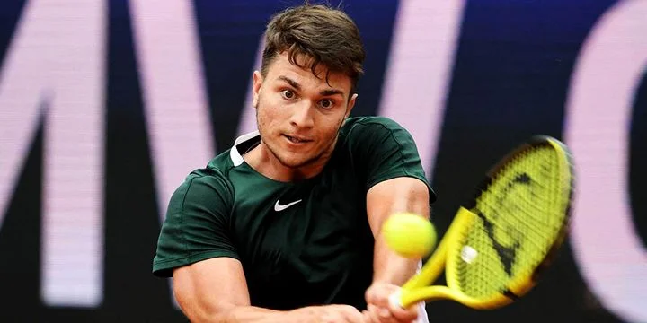 Миомир Кечманович — Александр Бублик. Прогноз на матч ATP Мадрид (3 мая 2022 года)
