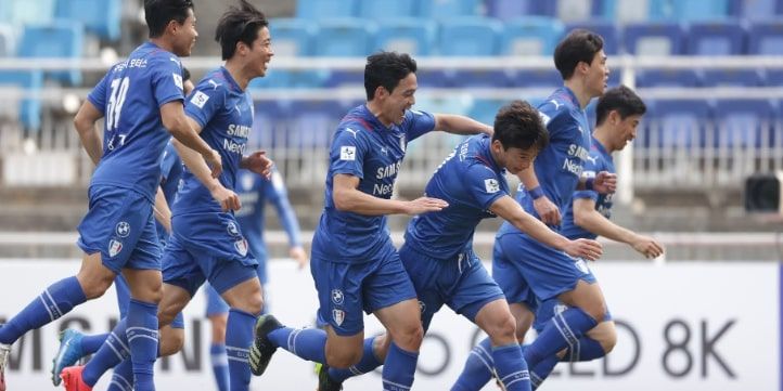 «Сувон Блюуингс» — «Кимчхон Санму»: прогноз на матч чемпионата Южной Кореи