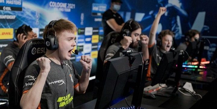 Outsiders — forZe: прогноз на матч Roobet Cup Outsiders — forZe: прогноз на матч Roobet Cup