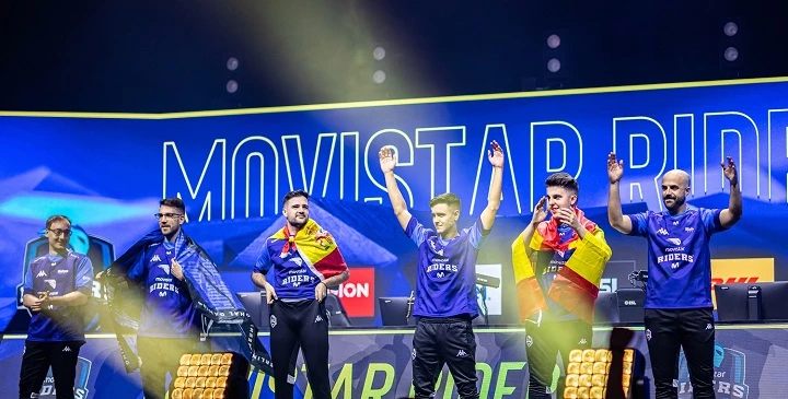 FaZe Clan — Movistar Riders. Прогноз на матч CS:GO (16 июля 2022 года)